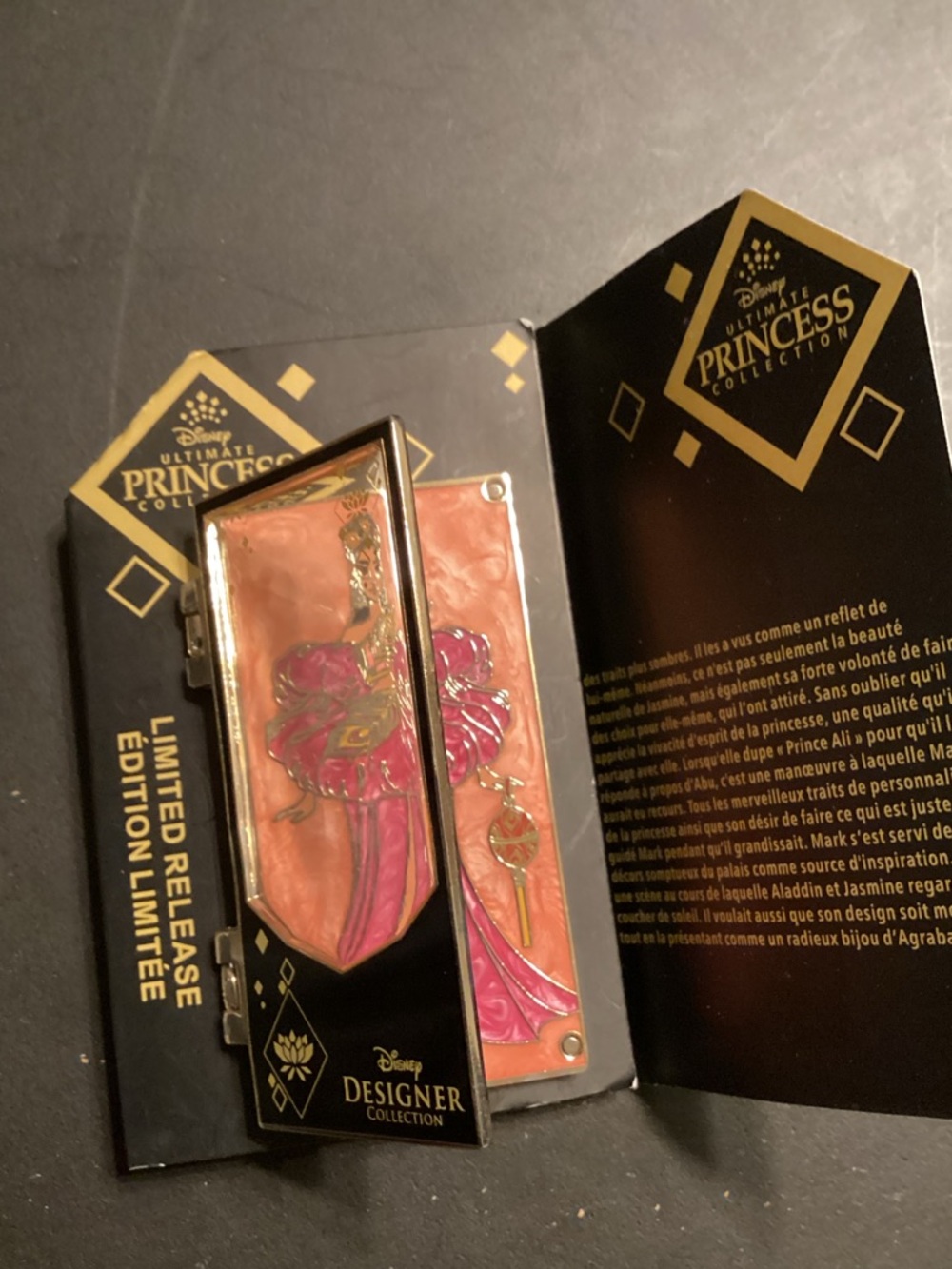 Disney Pins Surprise bag Ultimate Princess comes with 2 pins a value of $60 - Picture 5 of 7